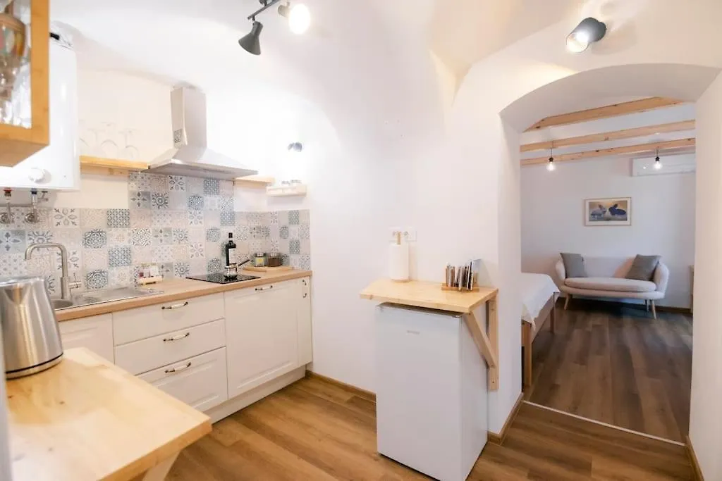 Jerry'S Old Town Garden Apartment Ljubljana Slovenia